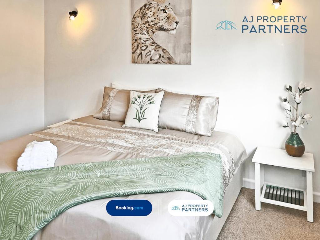 Premium Deal L Hill View Home L Last-Minute Offer L Cheltenham L Aj Properties L Perfect For Short Or Long Stays L 4Beds 4Bedrooms Εξωτερικό φωτογραφία
